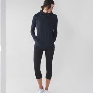 lululemon stress less hoodie naval blue sz 4